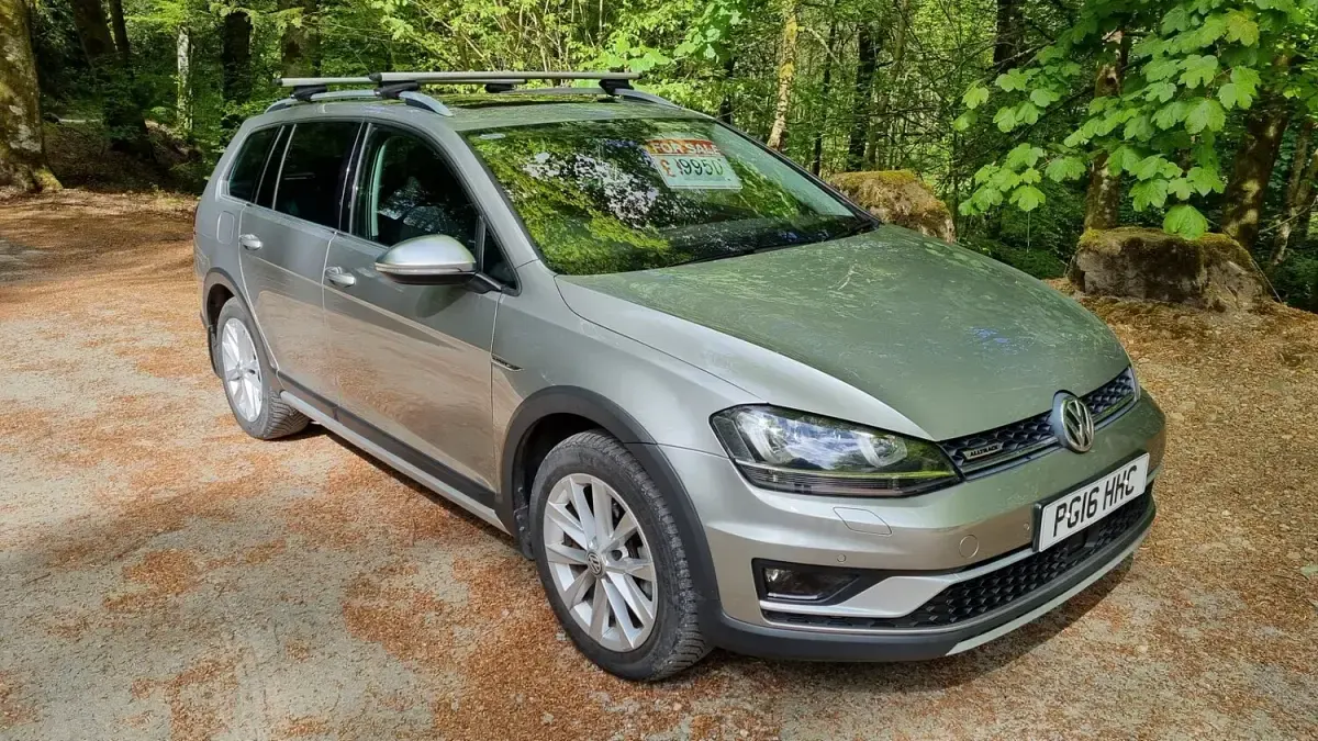 Used VW Golf VII 150 HP (110 kW) 2016 Silver Estate
