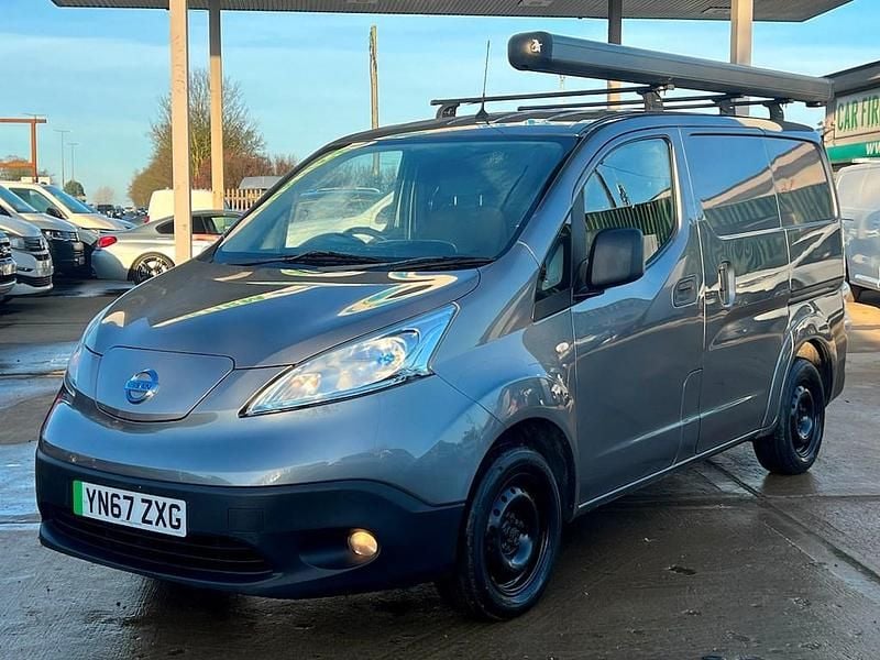Grey Used 2017 Nissan e-NV200 Acenta MPV | £5,250 (Good price) - Image 1/4