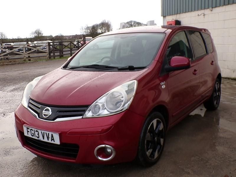 Used Nissan Note N-TEC 90 HP (66 kW) 2013 Red MPV