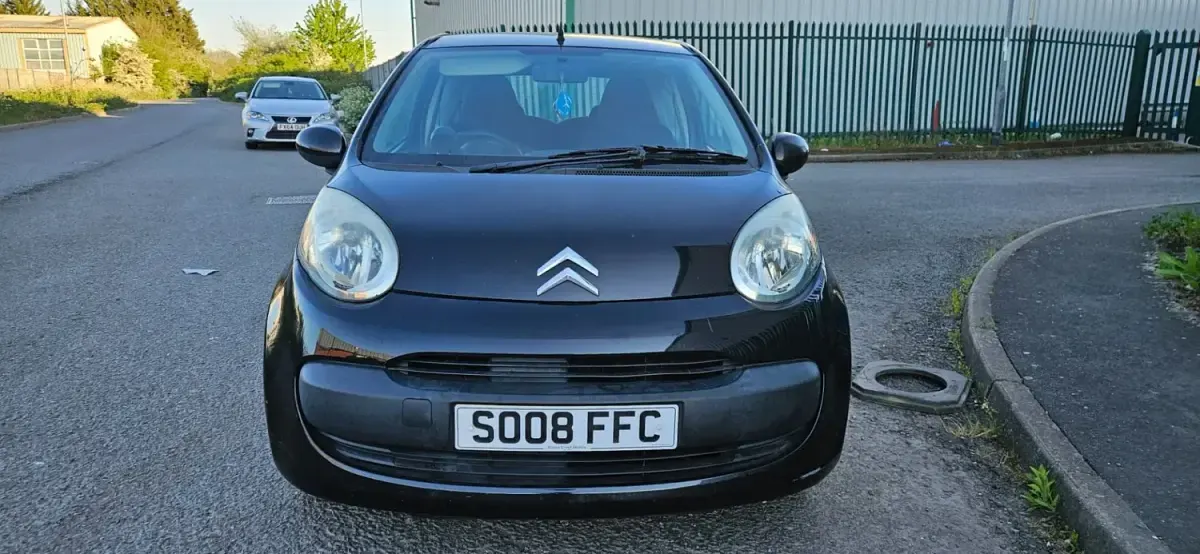 Używany Citroën C1 67 KM (49 kW) 2008 Czarny Hatchback
