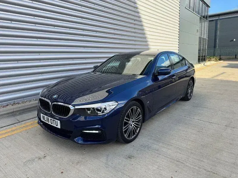 Begagnad BMW 530e M Sport 252 HK (185 kW) 2018 Blå Sedan