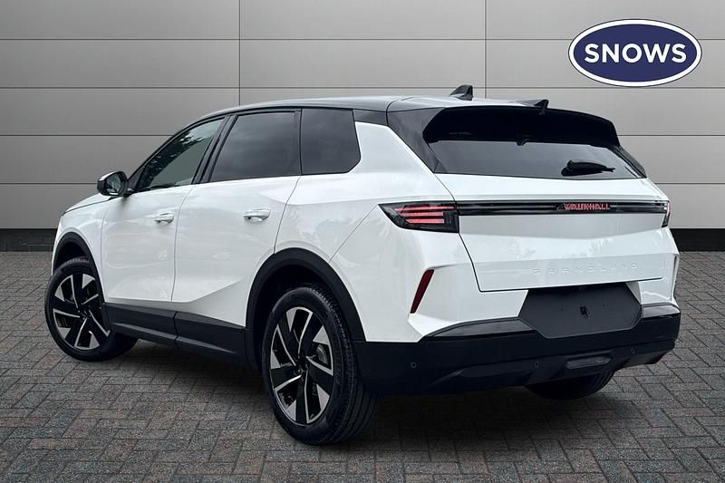 New Vauxhall Grandland X Ultimate 136 HP (100 kW) 2026 Arctic white SUV