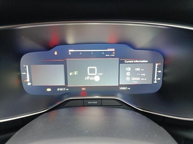 White Used 2024 Citroën C5 Aircross PureTech SUV | £18,333 (Fair price) - Image 1/4