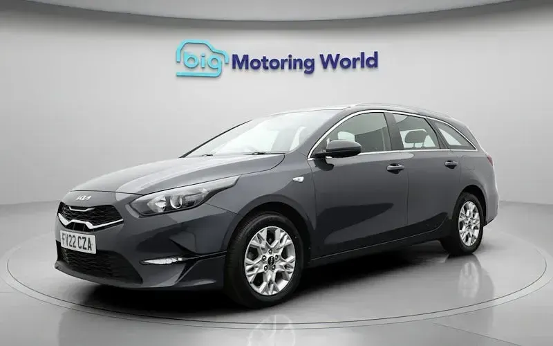 Used Kia Ceed Sportswagon 120 HP (88 kW) 2022 Grey Estate