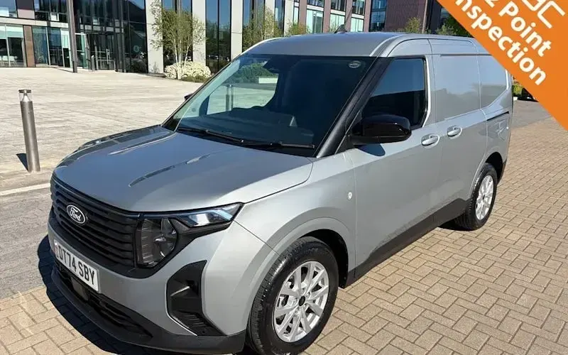 Used Ford Transit Courier Limited 125 HP (91 kW) 2025 Van