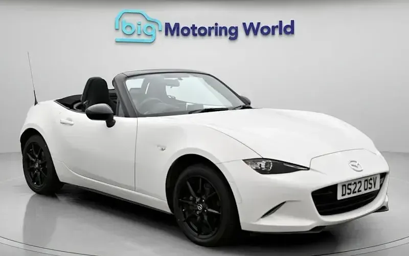 Used Mazda MX5 132 HP (97 kW) 2022 Cabriolet