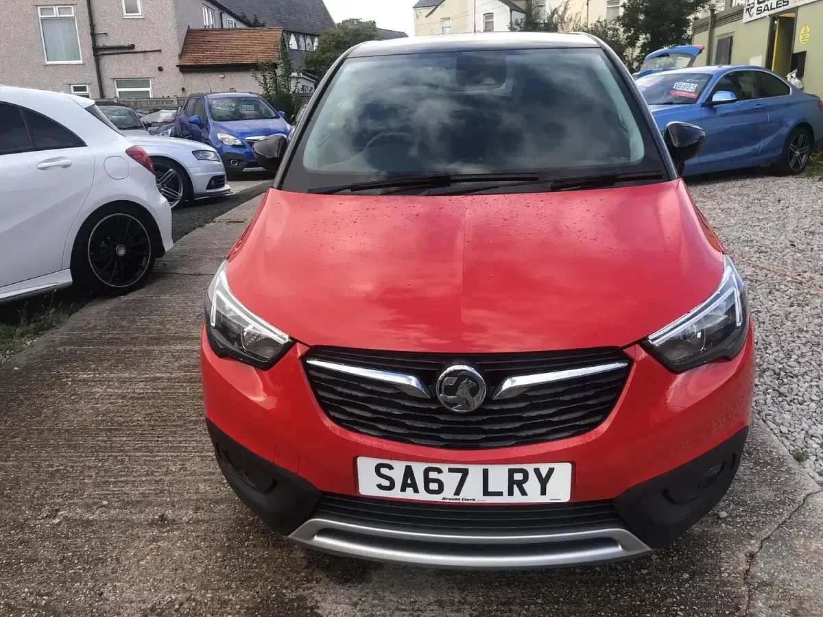 Used Vauxhall Crossland X Elite 110 HP (80 kW) 2017 Red SUV