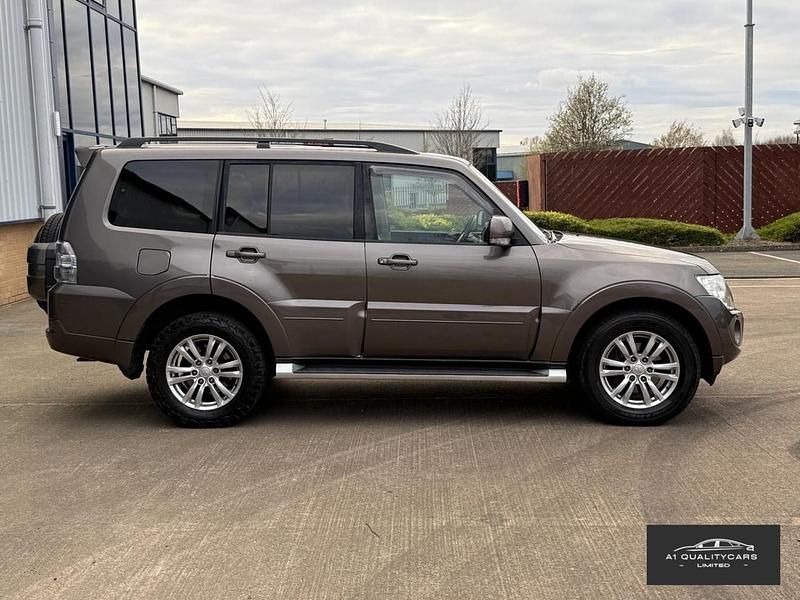 Second-hand Mitsubishi Shogun 197 CP (144 kW) 2013 Maro SUV