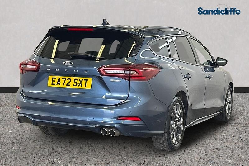 Used Ford Focus 280 HP (205 kW) 2023 Blue Estate