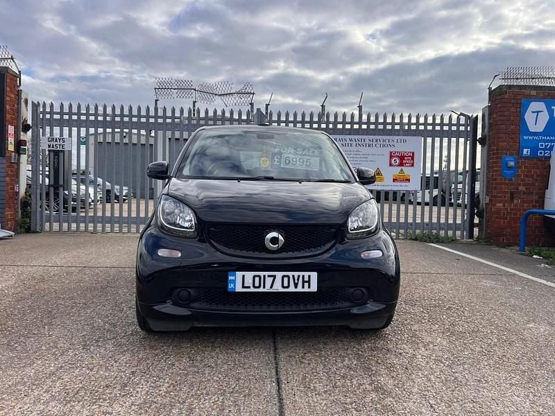 Used Smart ForTwo Cabrio Premium 71 HP (52 kW) 2017 Black Cabriolet