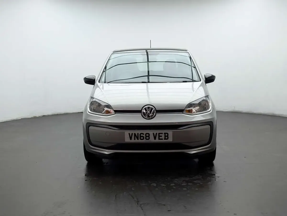 Usado VW up! move up! 60 HP (44 kW) 2018 Prateado Citadino