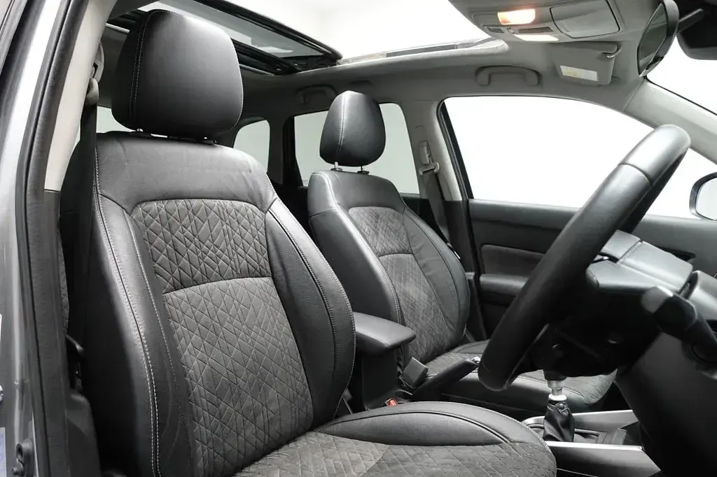 Used Suzuki Vitara SZ5 140 HP (102 kW) 2019 Grey SUV