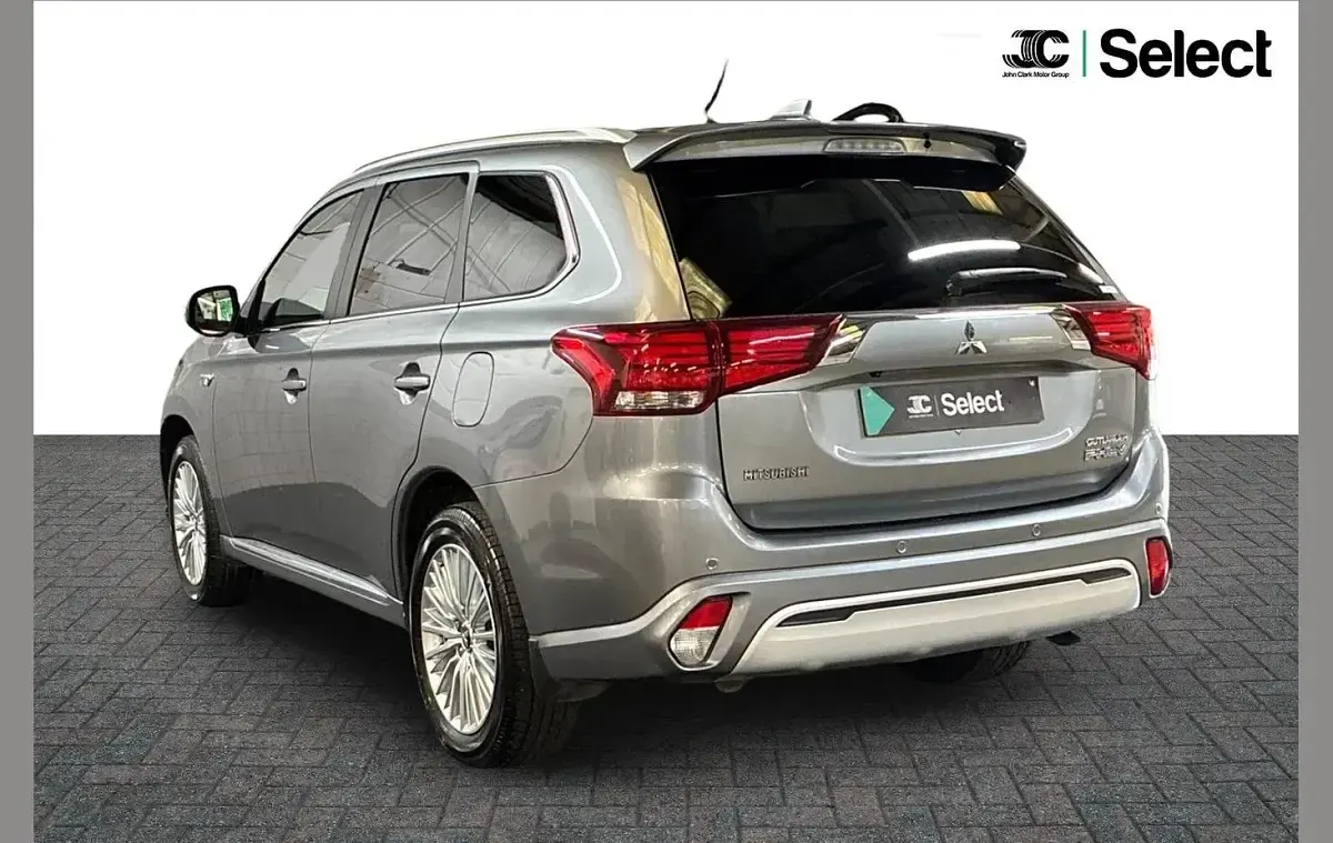 Used Mitsubishi Outlander P-HEV 174 HP (127 kW) 2018 Grey SUV