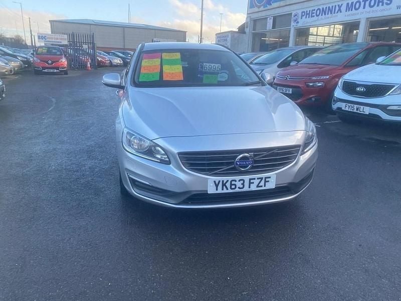 Used Volvo V60 SE 115 HP (84 kW) 2013 Silver Estate