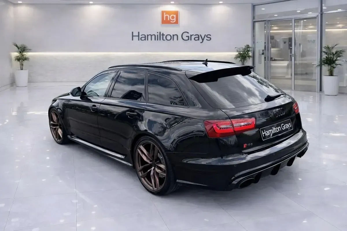 Used Audi RS6 Performance 560 HP (411 kW) 2015 Black Estate
