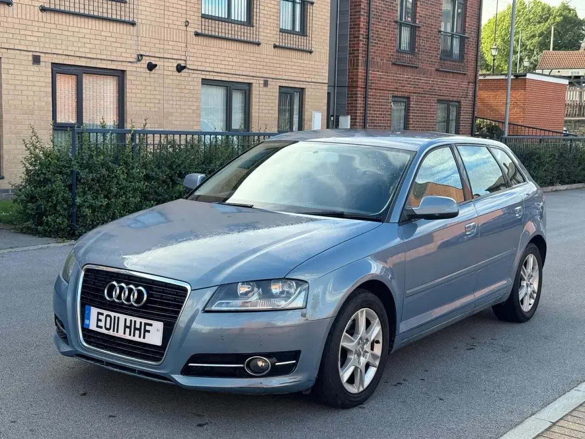 Used Audi A3 Sportback 2011 Blue Hatchback