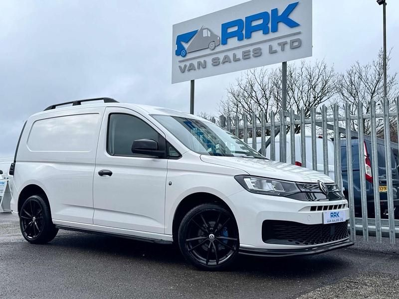 Used VW Caddy 122 HP (89 kW) 2021 White MPV