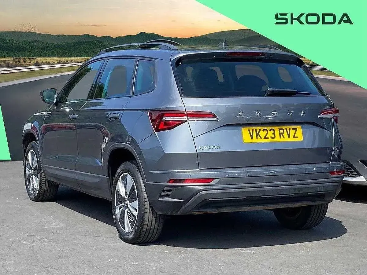 Used Skoda Karoq SE Drive 150 HP (110 kW) 2023 Grey SUV