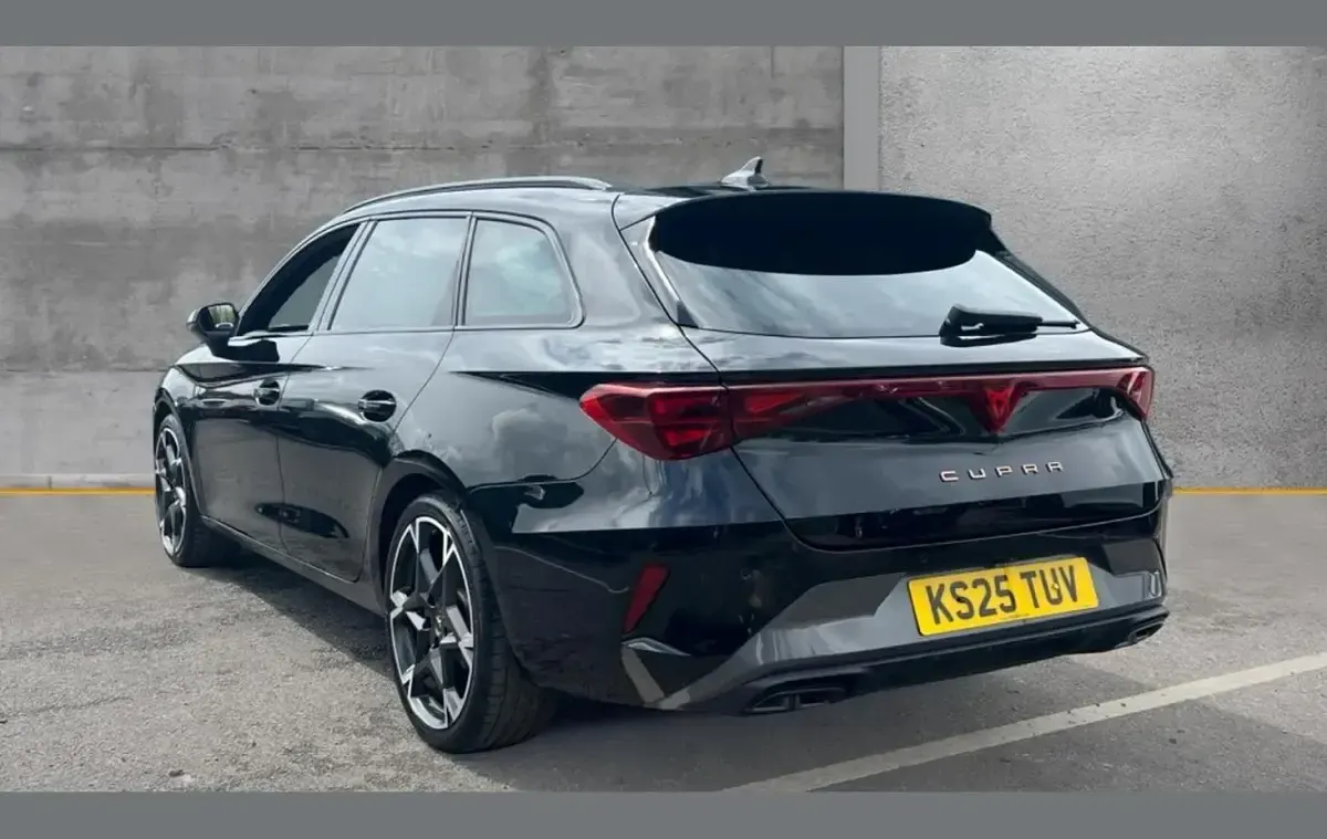 Used Cupra Leon 147 HP (108 kW) 2025 Black Estate