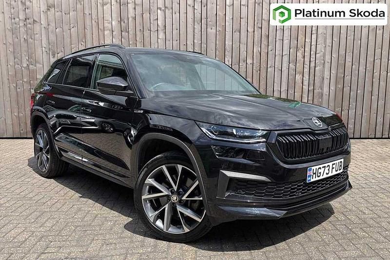 Black magic pearl effect Used 2023 Skoda Kodiaq SportLine SUV | £34,400 (Fair price) - Image 1/4