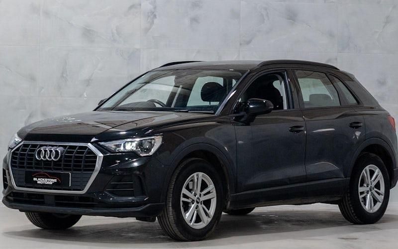 Used Audi Q3 Performance 150 HP (110 kW) 2022 Black SUV