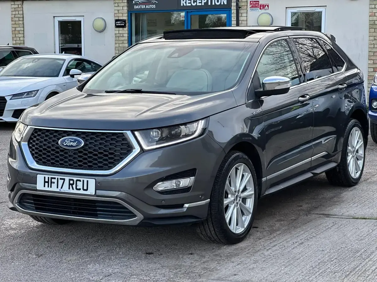 Begagnad Ford Edge Vignale 210 HK (154 kW) 2017 Grå SUV
