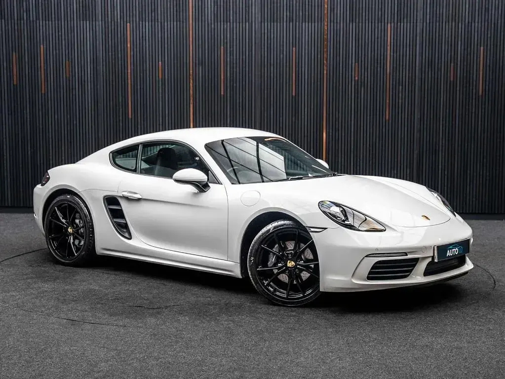 Used Porsche 718 Cayman 2022 White Coupe