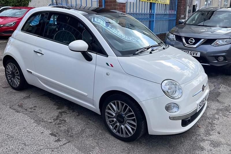 White Used 2015 Fiat 500 Lounge Hatchback | £6,999 (Fair price) - Image 1/1