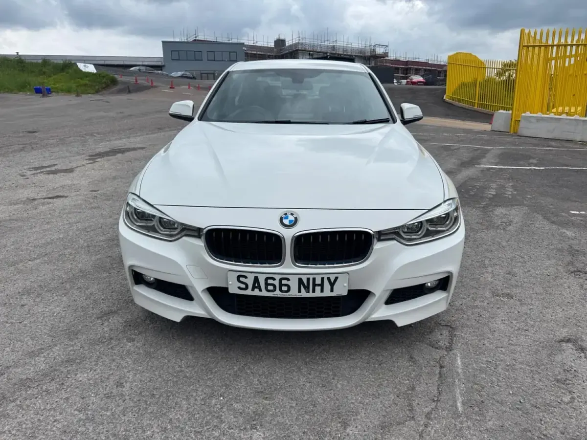Used BMW 320 M Sport 2016 White Sedan