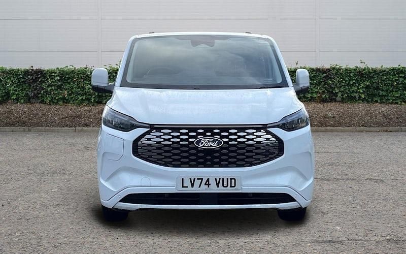 Used Ford Transit Limited 100 kW (136 HP) 2025 Van