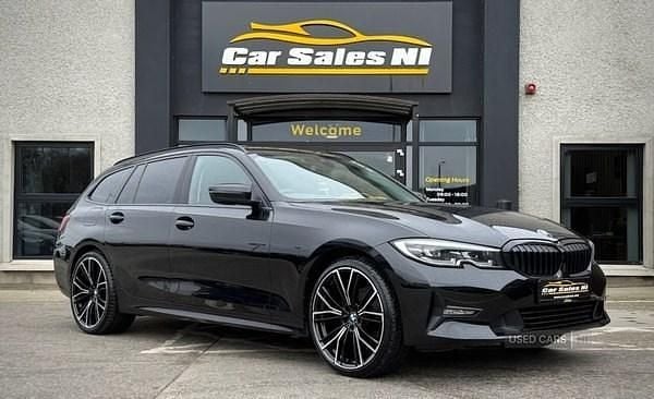 Used BMW 320e 187 HP (137 kW) 2022 Black Estate