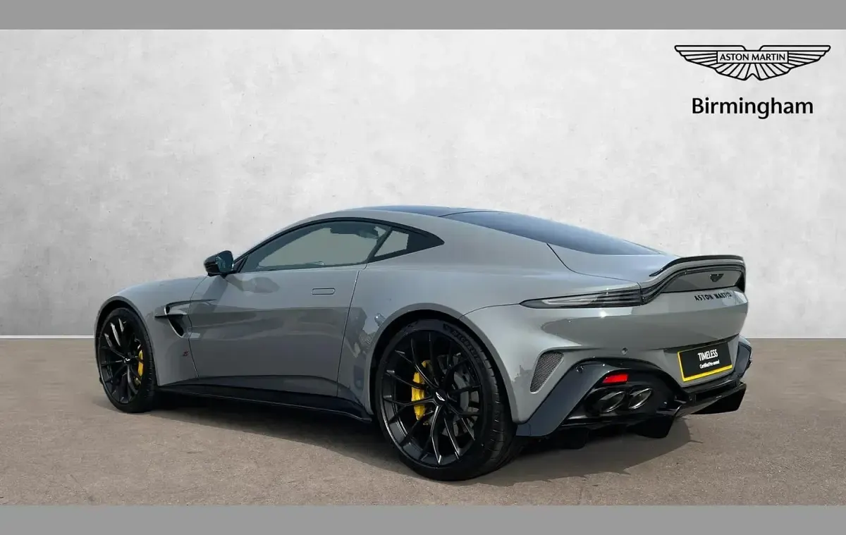 New Aston Martin V8 Vantage 670 HP (492 kW) 2026 Grey Hatchback