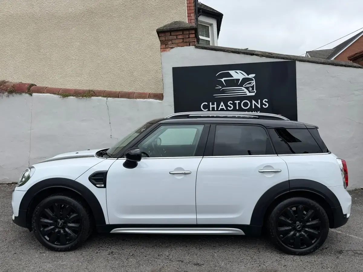 Used Mini Cooper Countryman 2017 White SUV