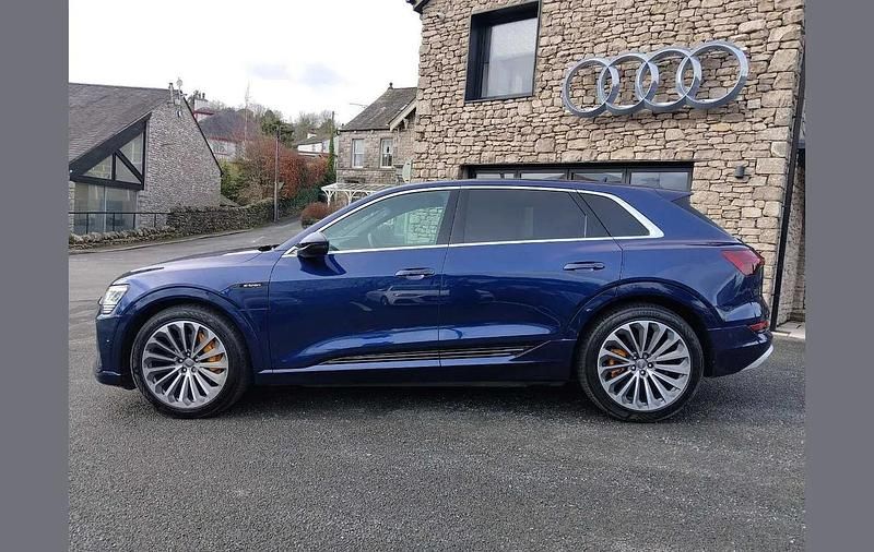 Used Audi e-tron S-Line 230 kW (313 HP) 2020 Blue SUV