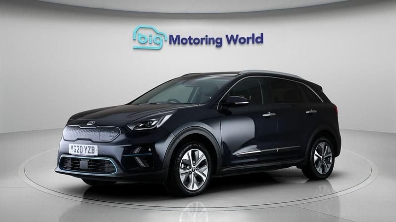 Used Kia e-Niro 147 kW (201 HP) 2020 Blue SUV