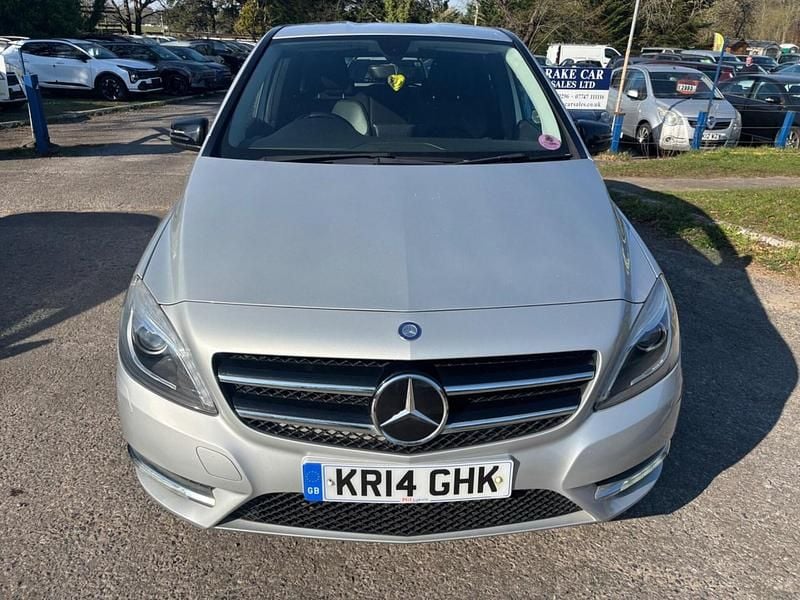 Used Mercedes B180 2014 Silver MPV