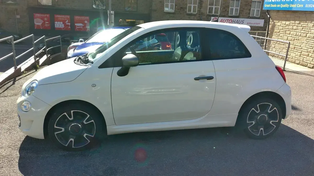 Gebraucht Fiat 500 S 69 PS (50 kW) 2017 Weiß Kleinwagen