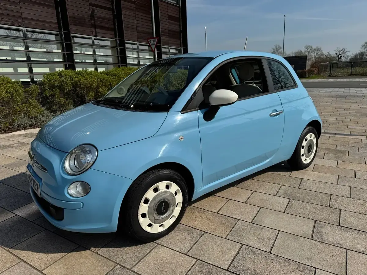 Used Fiat 500 Lounge 69 HP (50 kW) 2013 Blue Hatchback