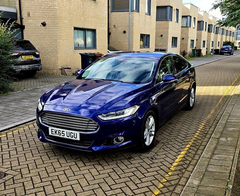 Used Ford Mondeo Titanium 180 HP (132 kW) 2015 Blue Hatchback