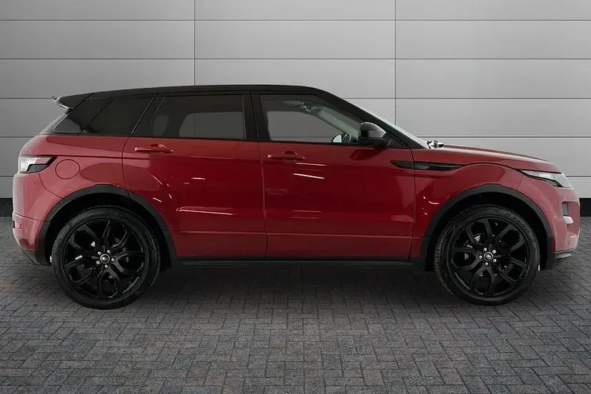 Used Land Rover Range Rover evoque Dynamic 190 HP (139 kW) 2015 Firenze red SUV