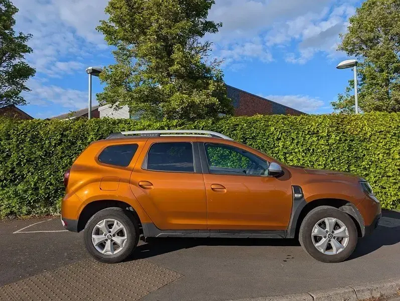 Used Dacia Duster Comfort 115 HP (84 kW) 2019 Orange SUV