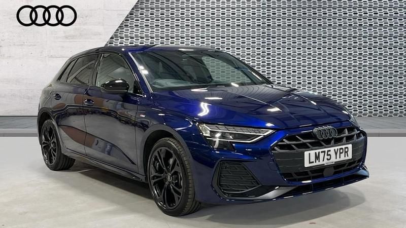 Used Audi A3 e-tron Comfort 204 HP (150 kW) 2025 Blue Hatchback