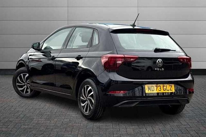 Used VW Polo Life 95 HP (69 kW) 2023 Black Hatchback