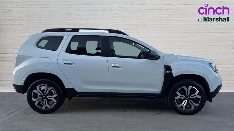 Used Dacia Duster Journey 90 HP (66 kW) 2024 White SUV