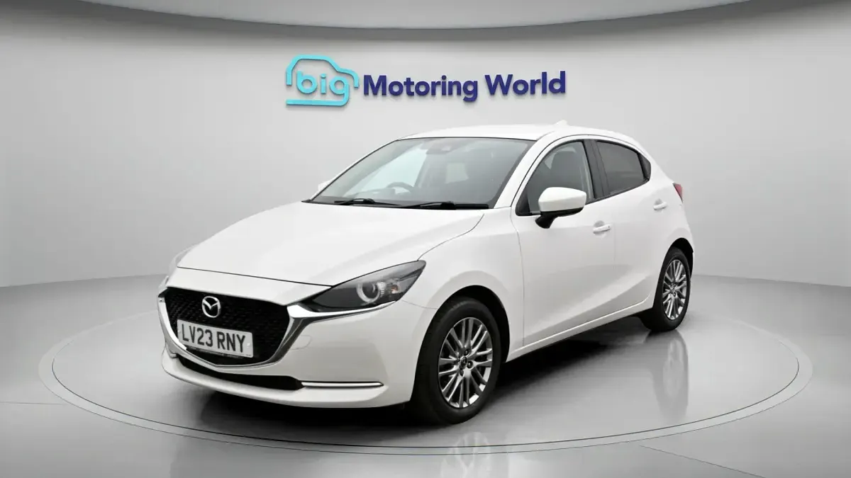 Used Mazda 6 Inclusive 90 HP (66 kW) 2023 White Hatchback