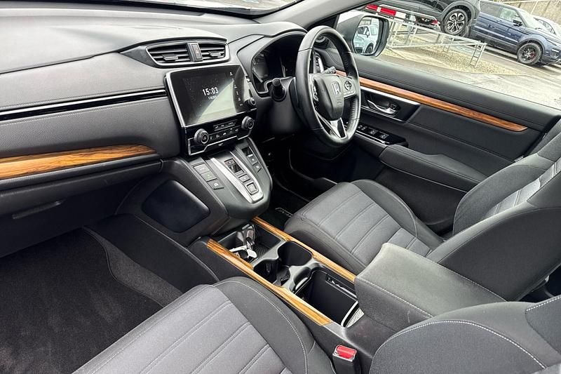 Used Honda CR-V SE 184 HP (135 kW) 2019 Lunar silver m SUV