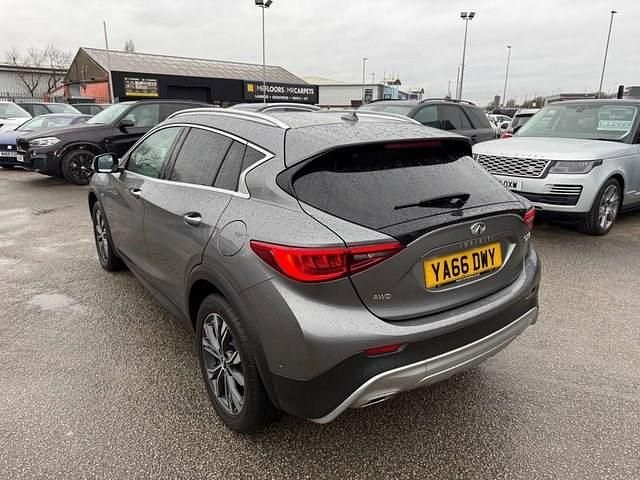 Used Infiniti QX30 Premium 170 HP (125 kW) 2016 Grey SUV