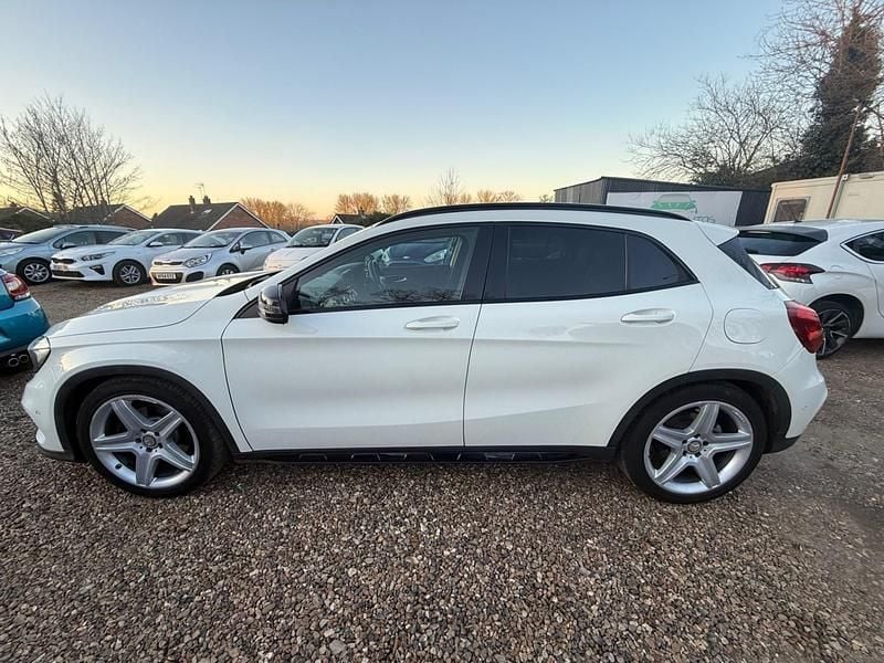 Used Mercedes GLA220 AMG line 2014 White SUV