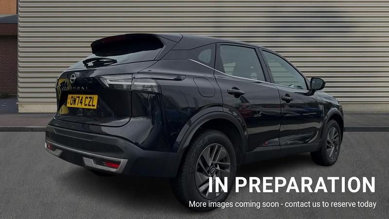 Used Nissan Qashqai Acenta Premium 140 HP (102 kW) 2024 Black SUV