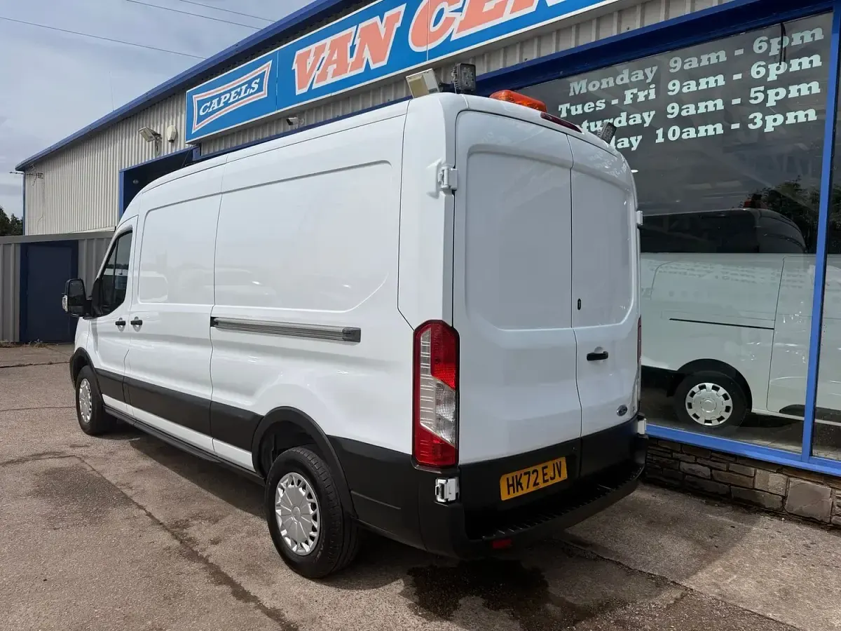 Used Ford Transit 130 HP (95 kW) 2023 White Van